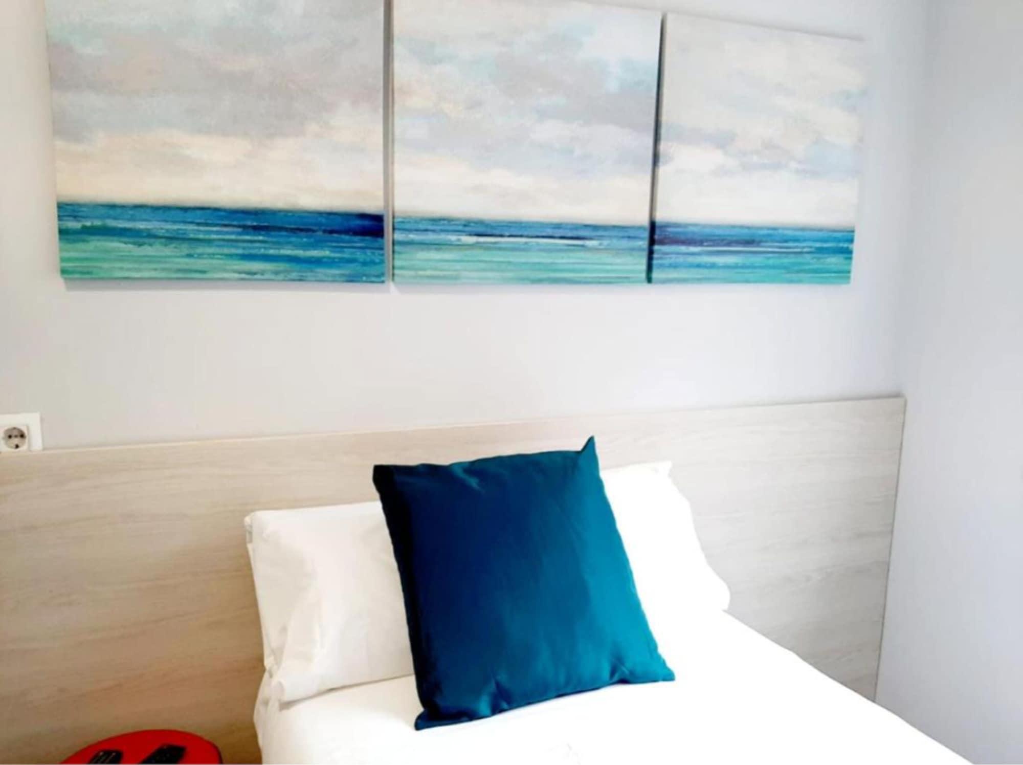 סלאמנקה Arjori Rooms Hostal מראה חיצוני תמונה
