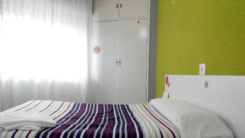 סלאמנקה Arjori Rooms Hostal מראה חיצוני תמונה