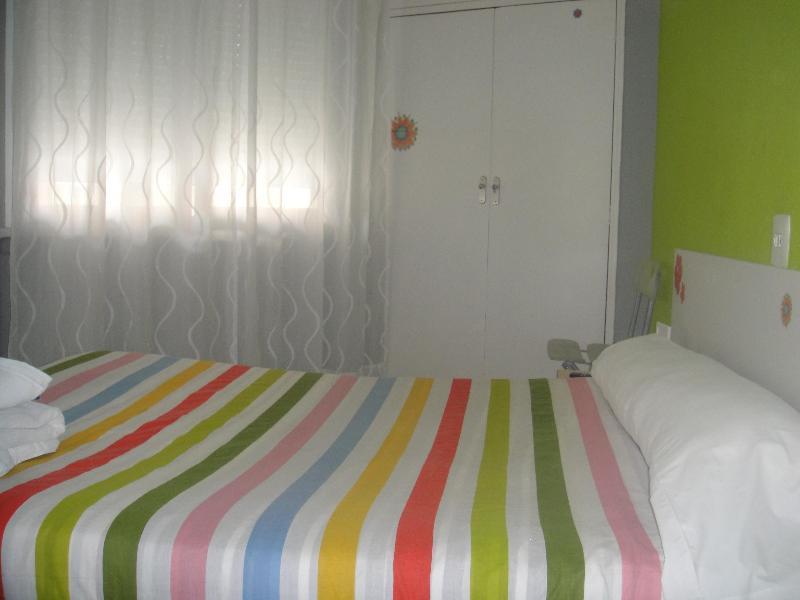 סלאמנקה Arjori Rooms Hostal מראה חיצוני תמונה