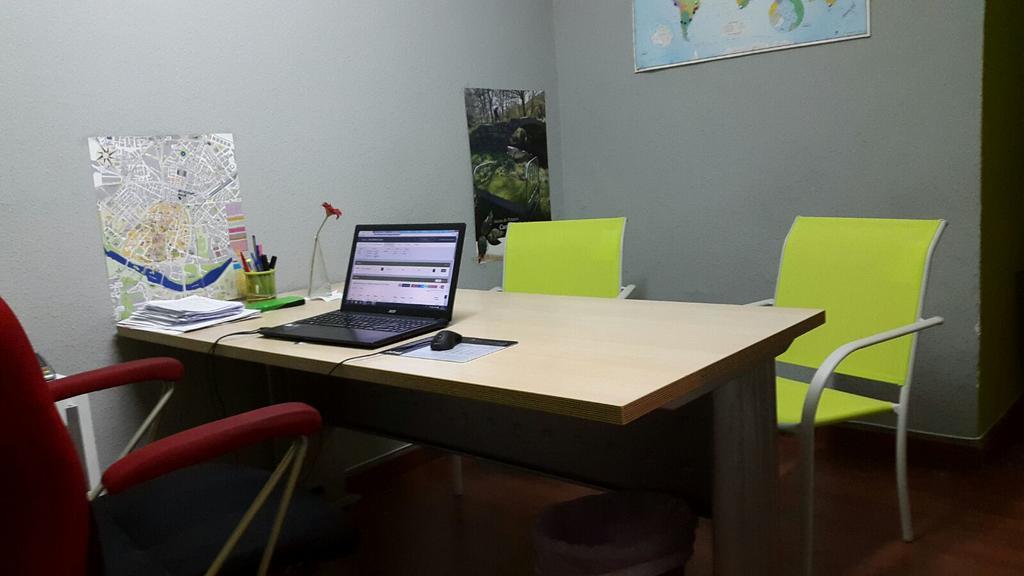סלאמנקה Arjori Rooms Hostal מראה חיצוני תמונה